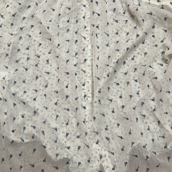 BRAND NEW Blouse - Picture 6 of 6